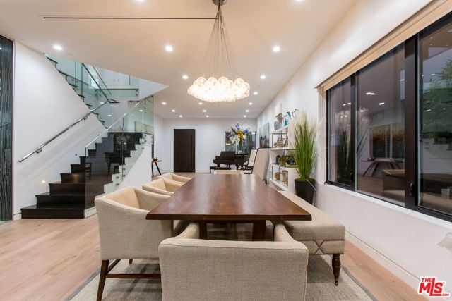 736 N CURSON Avenue, Los Angeles, CA 90046