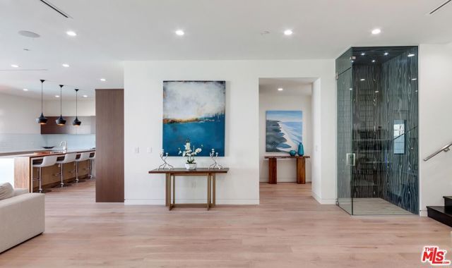 736 N CURSON Avenue, Los Angeles, CA 90046