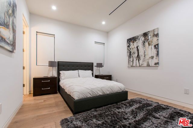 736 N CURSON Avenue, Los Angeles, CA 90046