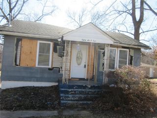 8608 Betty Lee Avenue, St Louis, MO 63114