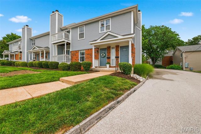 1446 High School Drive, Brentwood, MO 63144