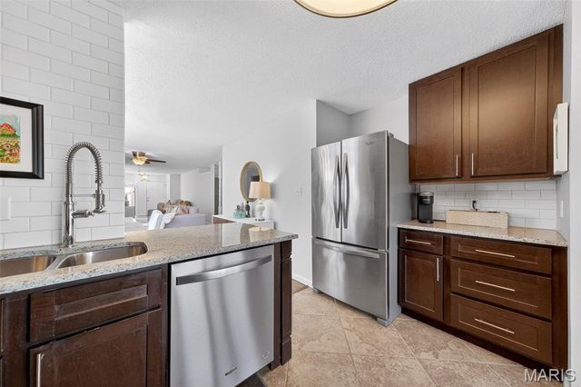 1446 High School Drive, Brentwood, MO 63144