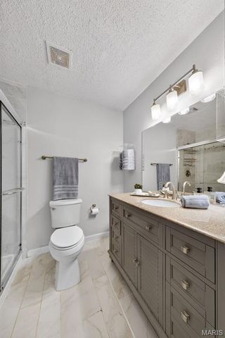 1446 High School Drive, Brentwood, MO 63144