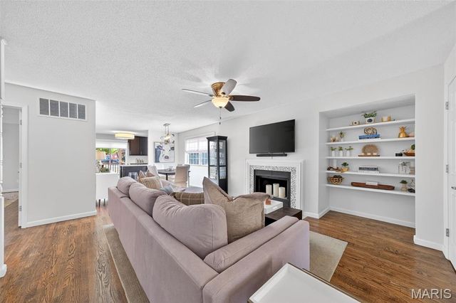 1446 High School Drive, Brentwood, MO 63144