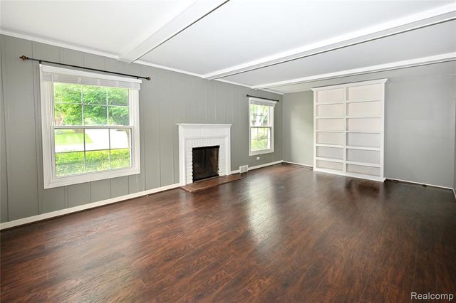31310 Foxboro Way, Beverly Hills, MI 48025