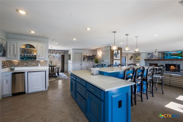 174 Lakeside Drive, Seguin, TX 78155