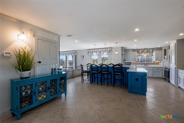 174 Lakeside Drive, Seguin, TX 78155