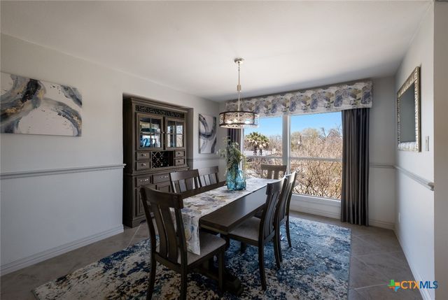 174 Lakeside Drive, Seguin, TX 78155