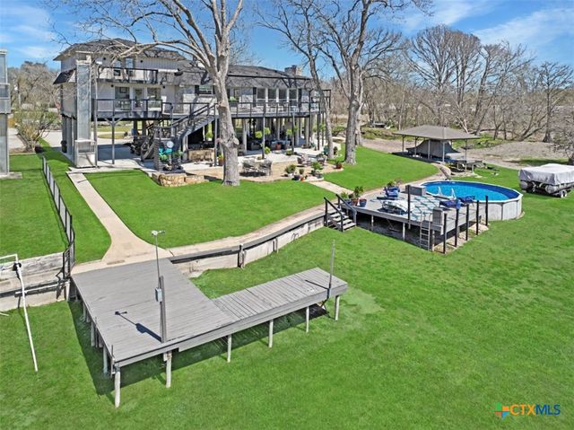174 Lakeside Drive, Seguin, TX 78155