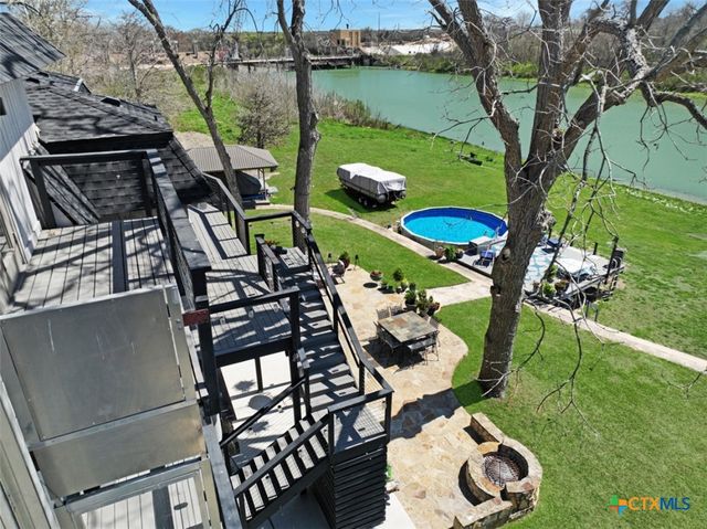 174 Lakeside Drive, Seguin, TX 78155