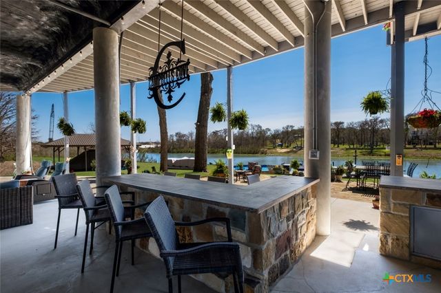 174 Lakeside Drive, Seguin, TX 78155