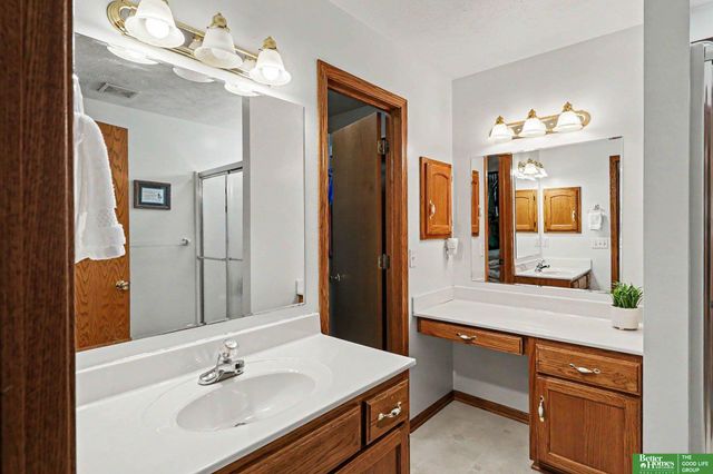 11909 N 159 Street, Bennington, NE 68007