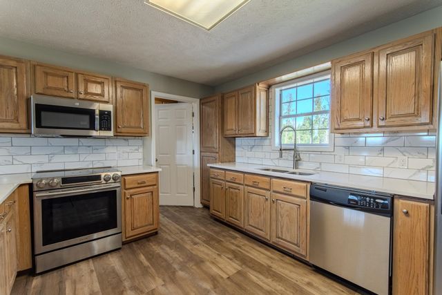 4197 OLD STAGE RD, Adamsville, TN 38310