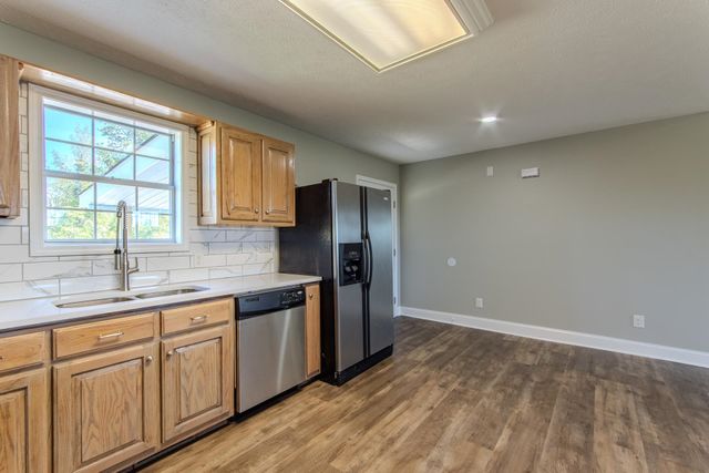 4197 OLD STAGE RD, Adamsville, TN 38310