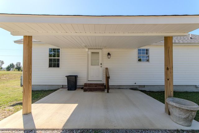 4197 OLD STAGE RD, Adamsville, TN 38310