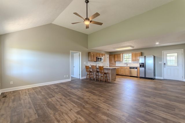 4197 OLD STAGE RD, Adamsville, TN 38310