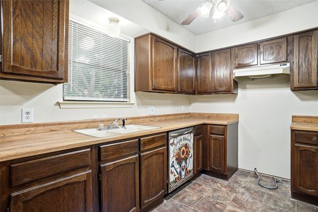 540 Clover Drive, Saginaw, TX 76179