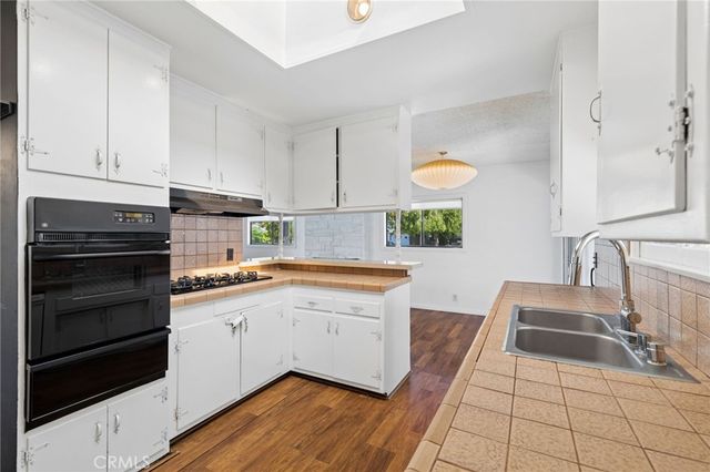 1371 Shannon, Costa Mesa, CA 92626