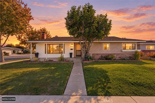 1371 Shannon, Costa Mesa, CA 92626