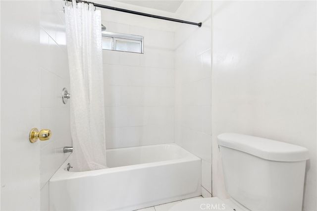 1371 Shannon, Costa Mesa, CA 92626