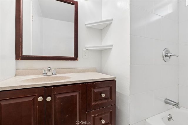 1371 Shannon, Costa Mesa, CA 92626