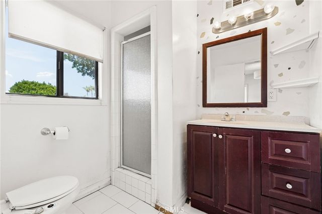 1371 Shannon, Costa Mesa, CA 92626