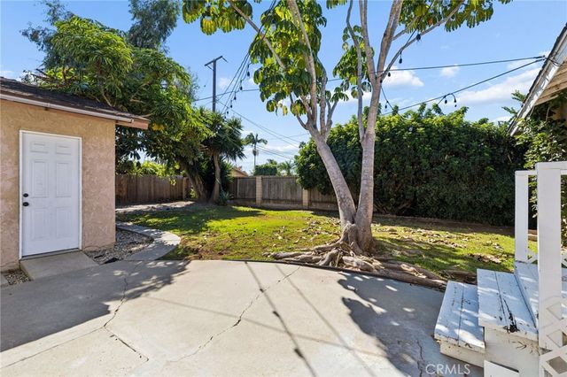 1371 Shannon, Costa Mesa, CA 92626