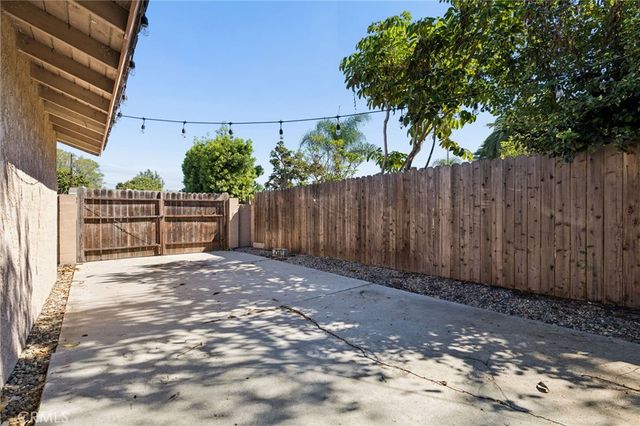 1371 Shannon, Costa Mesa, CA 92626