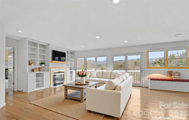 135 Horseshoe Trail, Barnardsville, NC 28709