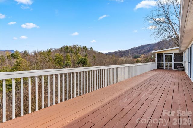 135 Horseshoe Trail, Barnardsville, NC 28709