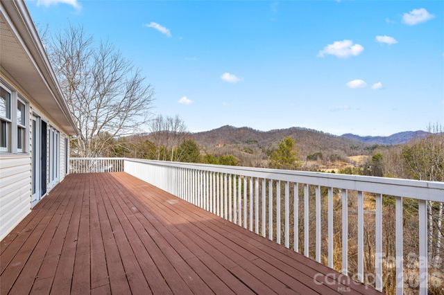 135 Horseshoe Trail, Barnardsville, NC 28709