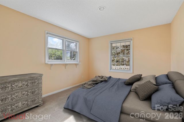 135 Horseshoe Trail, Barnardsville, NC 28709