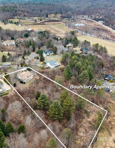 135 Horseshoe Trail, Barnardsville, NC 28709