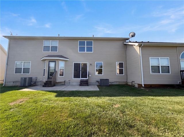 1132 Arborfair Drive, Lee's Summit, MO 64082