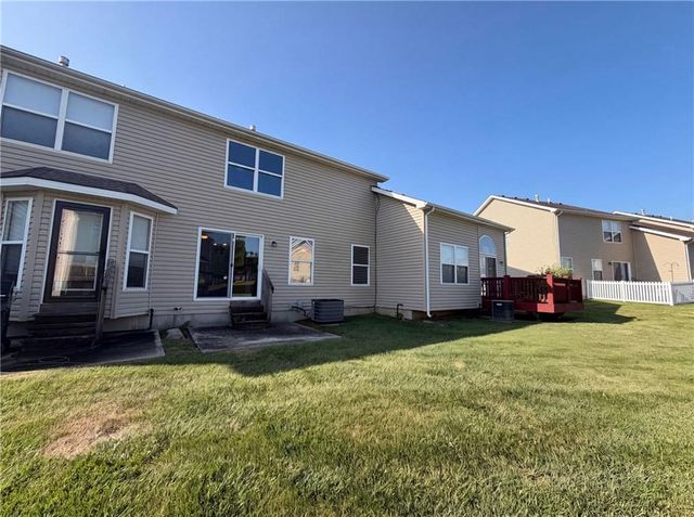 1132 Arborfair Drive, Lee's Summit, MO 64082
