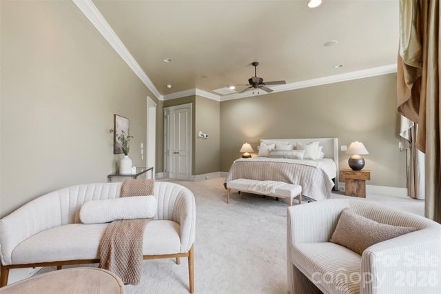 14606 Jockeys Ridge Drive, Charlotte, NC 28277