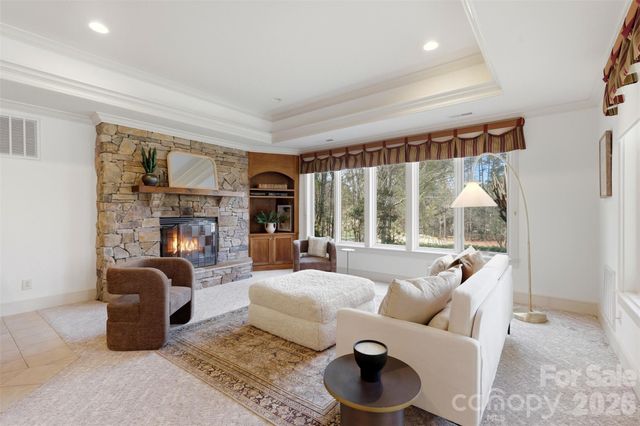 14606 Jockeys Ridge Drive, Charlotte, NC 28277