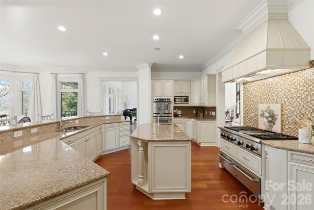 14606 Jockeys Ridge Drive, Charlotte, NC 28277