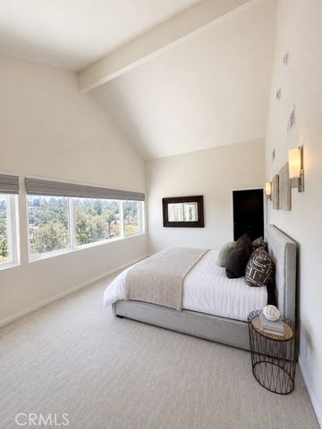10230 Autumn Leaf, Los Angeles, CA 90077