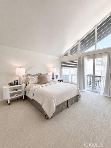 10230 Autumn Leaf, Los Angeles, CA 90077