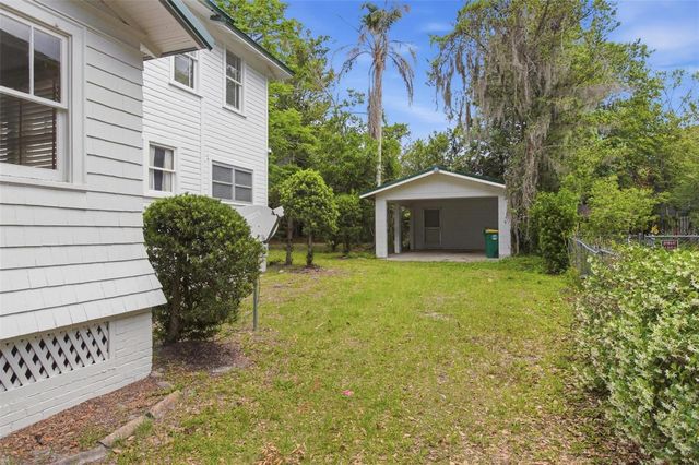 533 N SANS SOUCI AVENUE, Deland, FL 32720