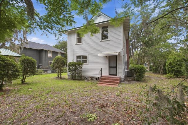 533 N SANS SOUCI AVENUE, Deland, FL 32720