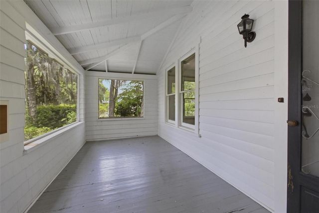 533 N SANS SOUCI AVENUE, Deland, FL 32720