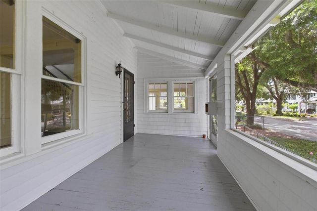 533 N SANS SOUCI AVENUE, Deland, FL 32720