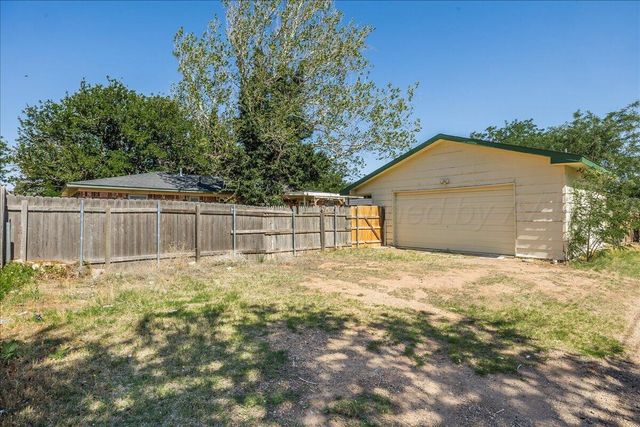 7608 SOMBRERO Drive, Amarillo, TX 79108