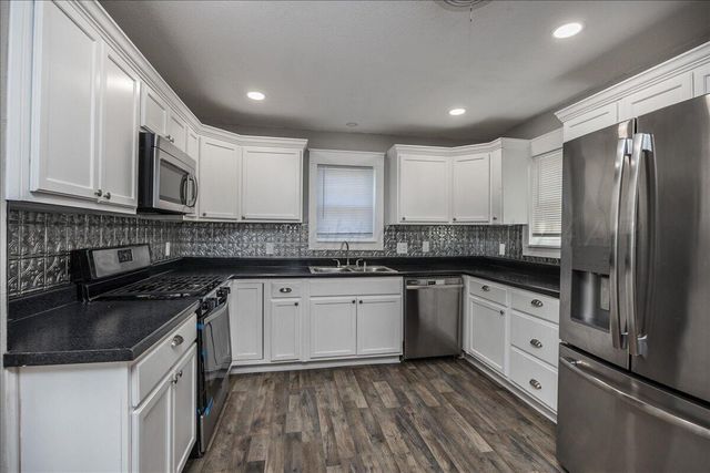 7608 SOMBRERO Drive, Amarillo, TX 79108