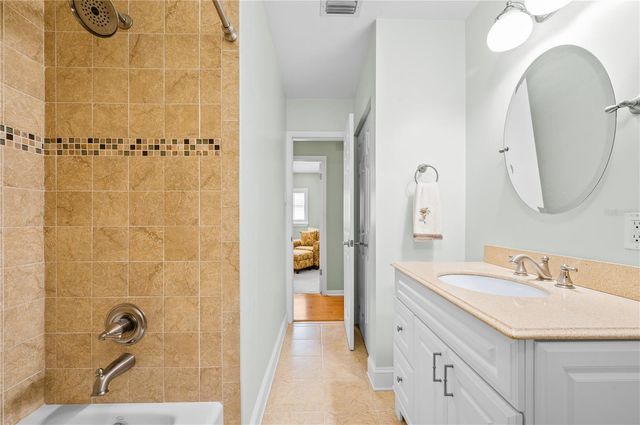 2138 NW 30TH PLACE, Gainesville, FL 32605