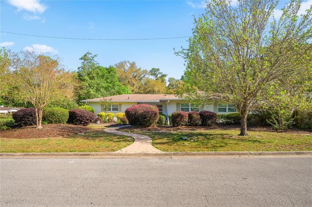 2138 NW 30TH PLACE, Gainesville, FL 32605