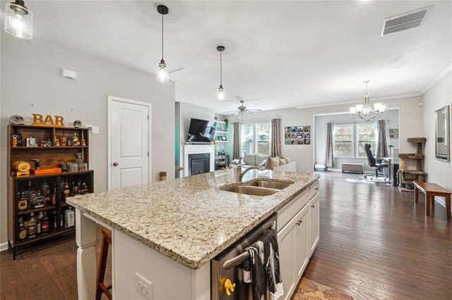 1616 Lansing Bluff Walk, Lawrenceville, GA 30043