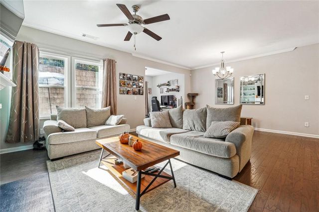 1616 Lansing Bluff Walk, Lawrenceville, GA 30043